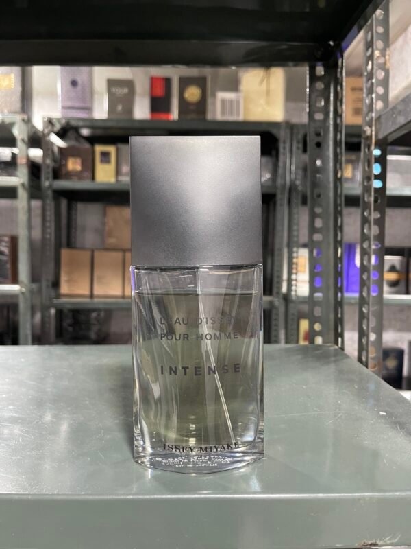 Issey miyake L’eau dissey pour Homme intense edt —  105 juice inside bottle ( just 20ml used ) ( Bottle size is 125ml )